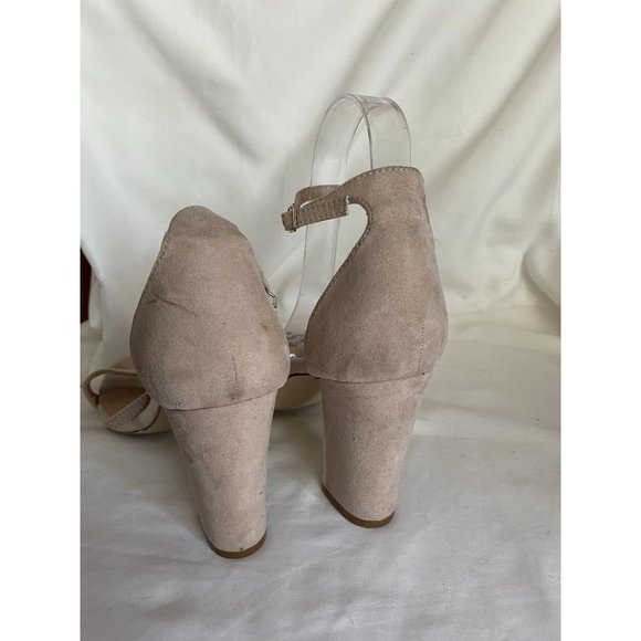 Tan Bella Two-Piece Block Heel Sandals size 8 - Picture 3 of 6